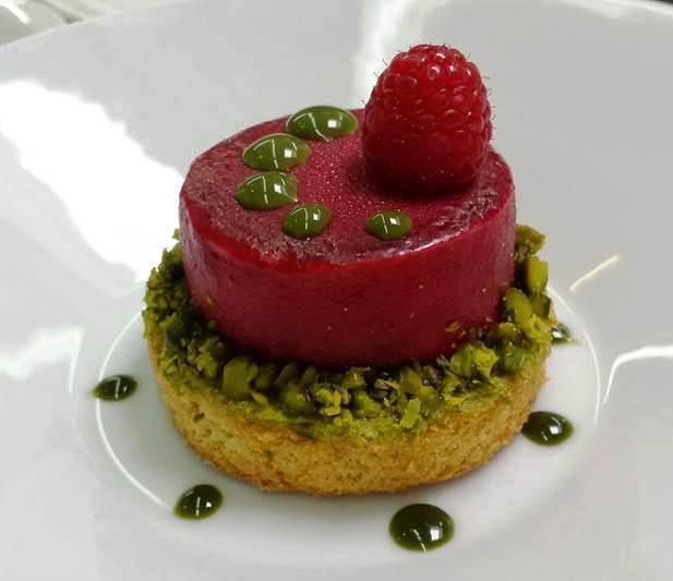 Logis Hotels - Le Pont Bernet - Hotel 2 Etoiles Et Restaurant Le Pian-Médoc Eksteriør bilde